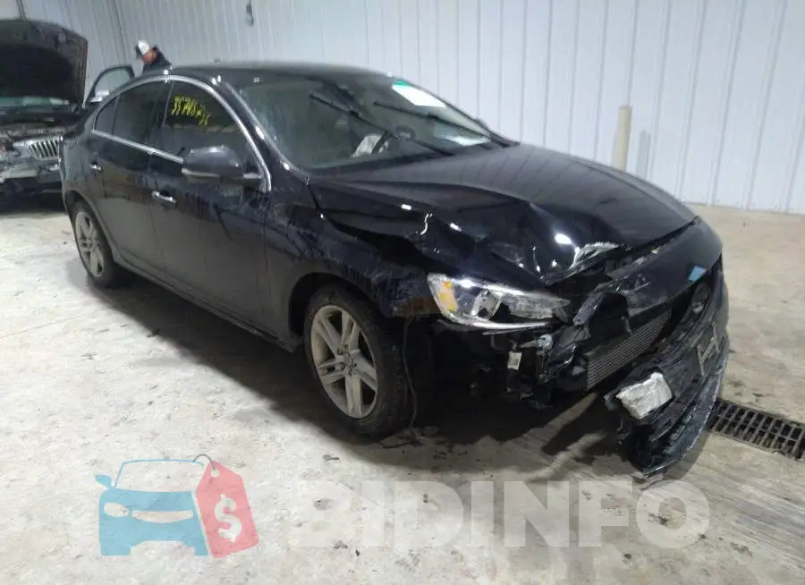 YV140MFK7F1350899 Photo# 1