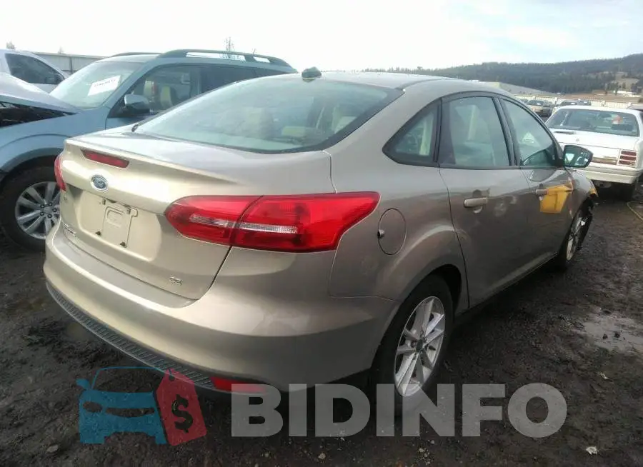 1FADP3F24GL263274 Photo# 4