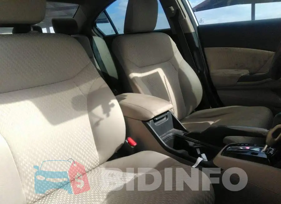 19XFB2F56FE087132 Photo# 5