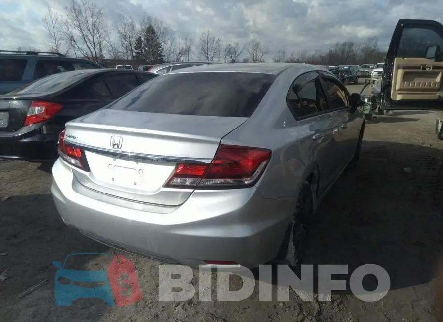 19XFB2F57DE042858 Photo# 4