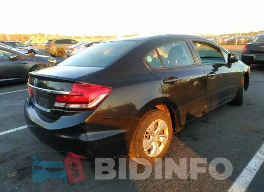 2HGFB2F54DH603300 Photo# 4