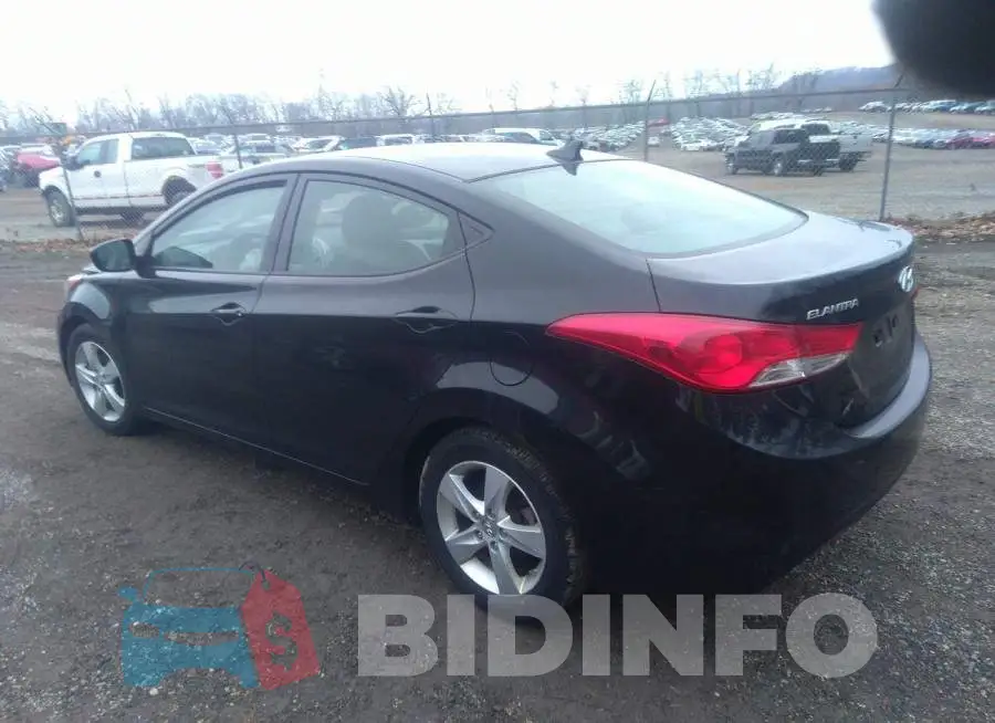 5NPDH4AE8DH235539 Photo# 3