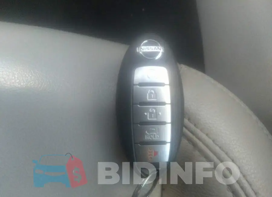 1N4BL4EW2KC137131 Photo# 11