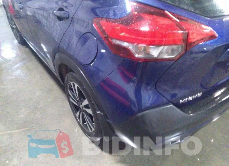 3N1CP5CU2JL512645 Photo# 6