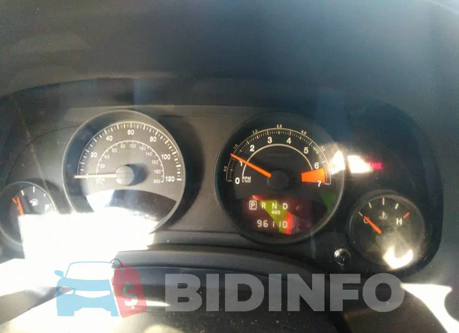 1C4NJRBB7FD357618 Photo# 7