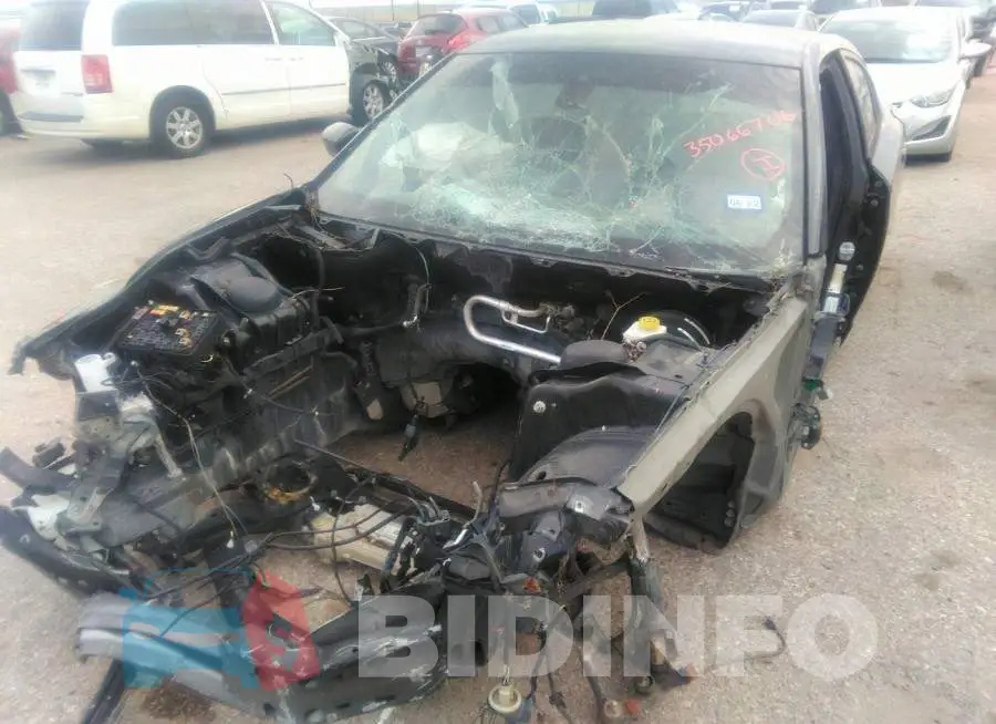 2C3CDXHG8GH281163 Photo# 2
