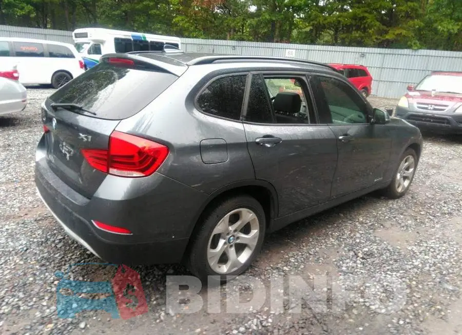 WBAVM1C55FV317367 Photo# 4