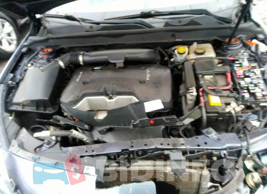 1G11E5SL9EF174169 Photo# 10