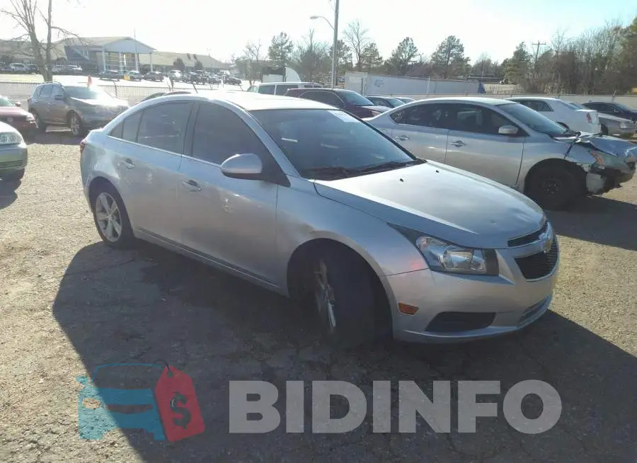 1G1PE5SB3D7169656 Photo# 1