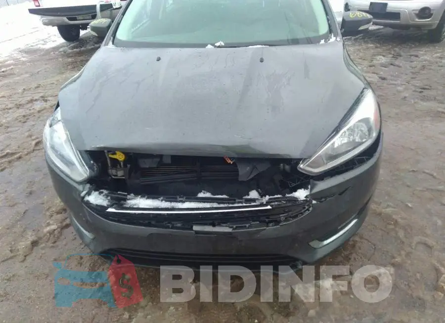1FADP3J26JL289826 Photo# 6