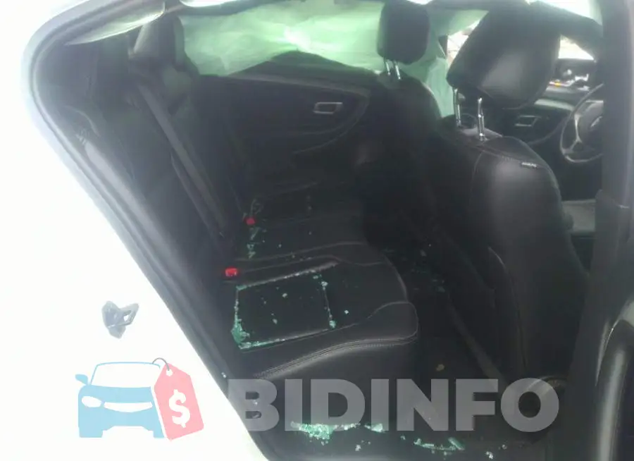 1FAHP2H82FG163002 Photo# 8