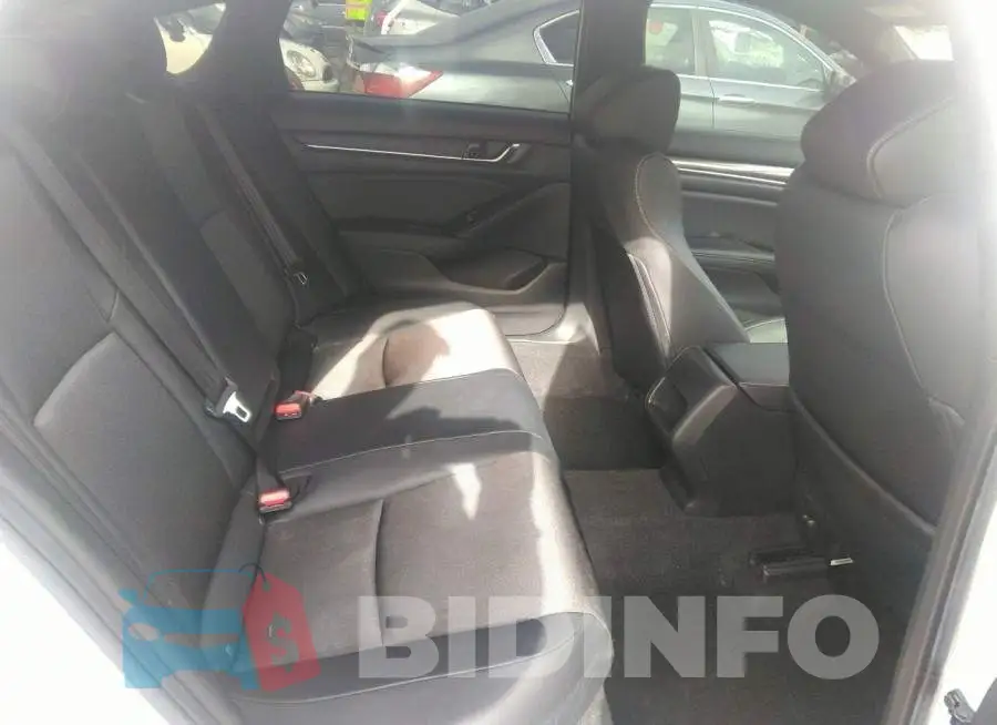 1HGCV1F35LA078182 Photo# 8