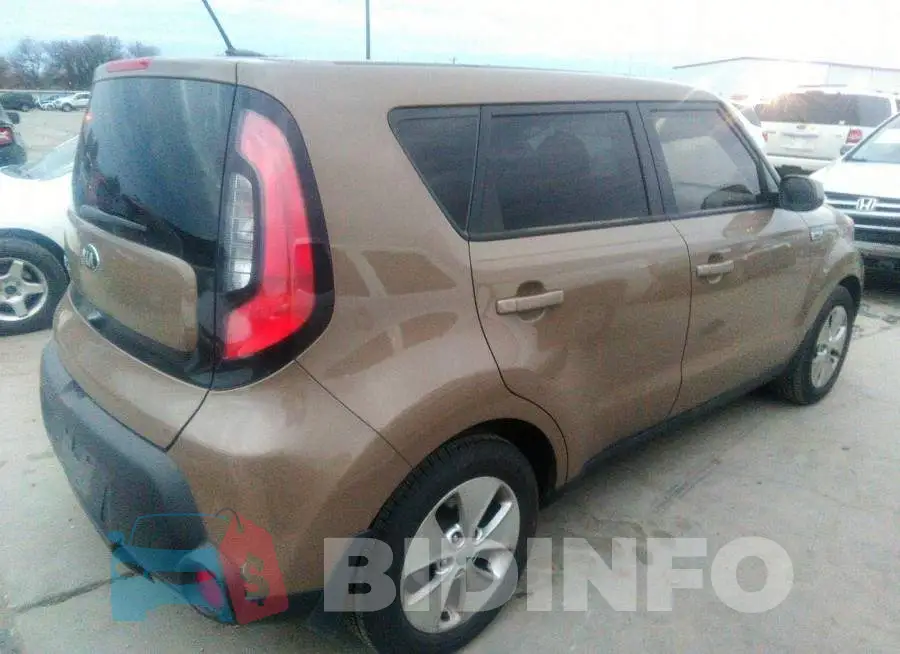 KNDJN2A22F7173228 Photo# 4