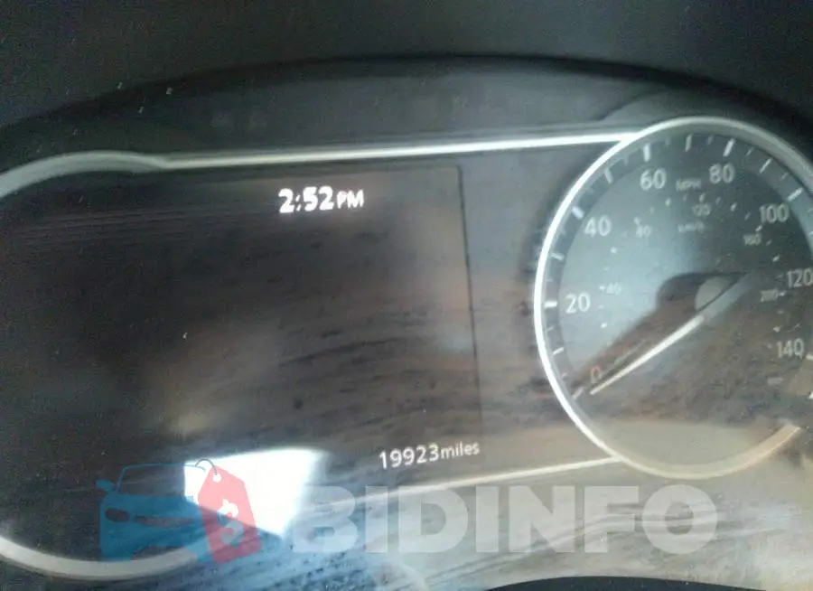3N1CP5CU9JL529068 Photo# 7