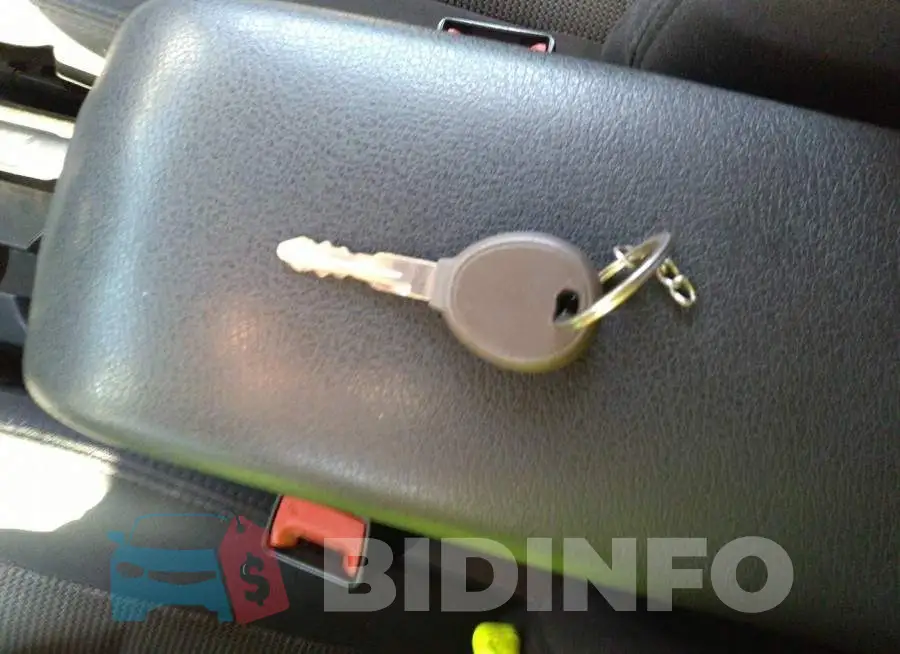 1C4NJPBB0FD203479 Photo# 11