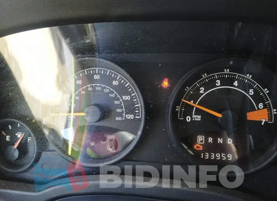 1C4NJRFB5ED809915 Photo# 7