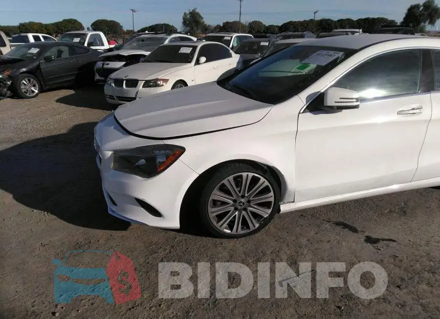 WDDSJ4EB2JN645878 Photo# 6