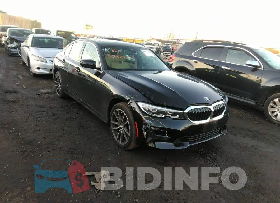 3MW5R7J0XM8B65713 Photo# 1