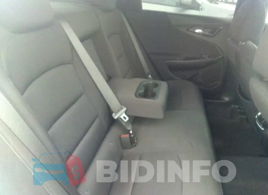 1G1ZD5ST5LF061502 Photo# 8