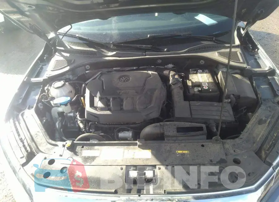 1VWSA7A38MC011160 Photo# 10