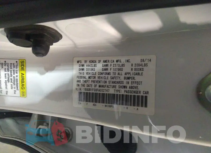 19UUB1F56FA002747 Photo# 9