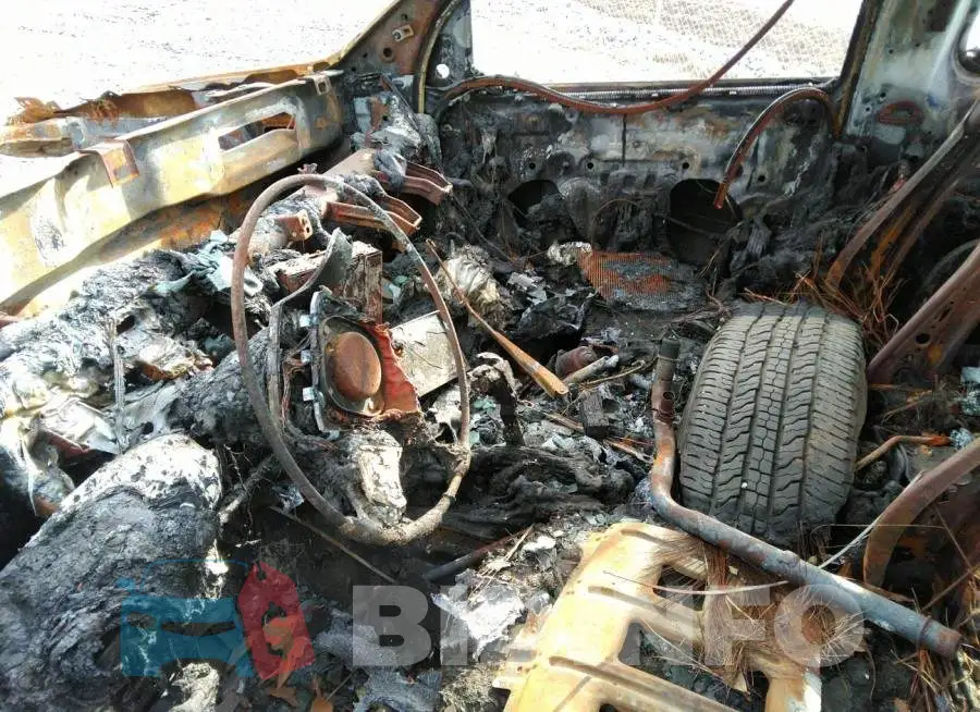 1GCHSCEA6M1241562 Photo# 5