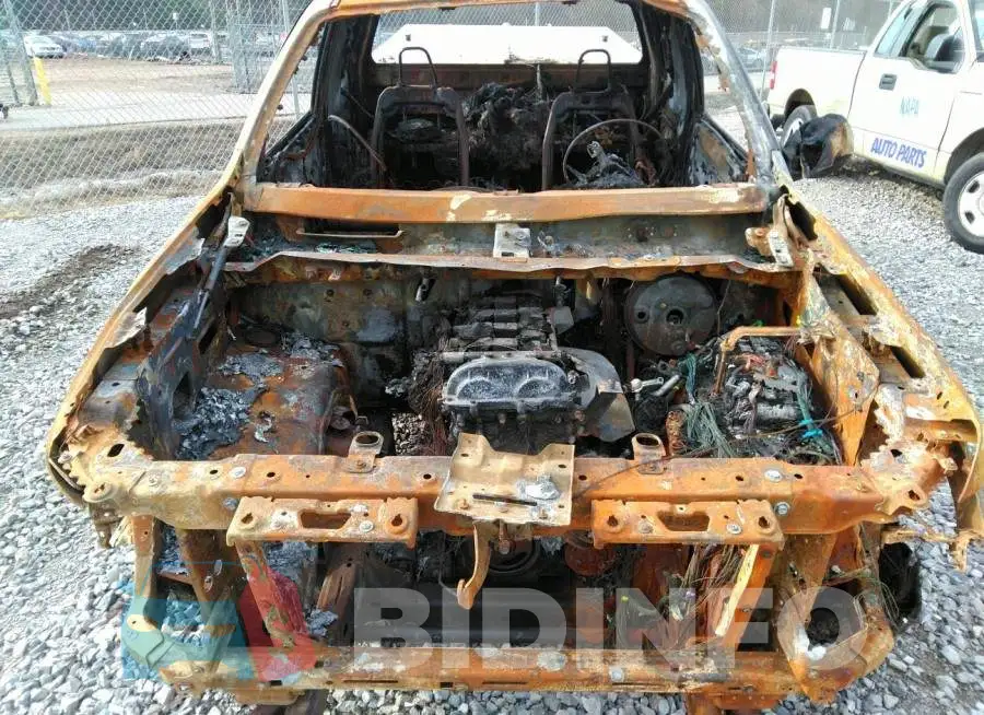 1GCHSCEA6M1241562 Photo# 10