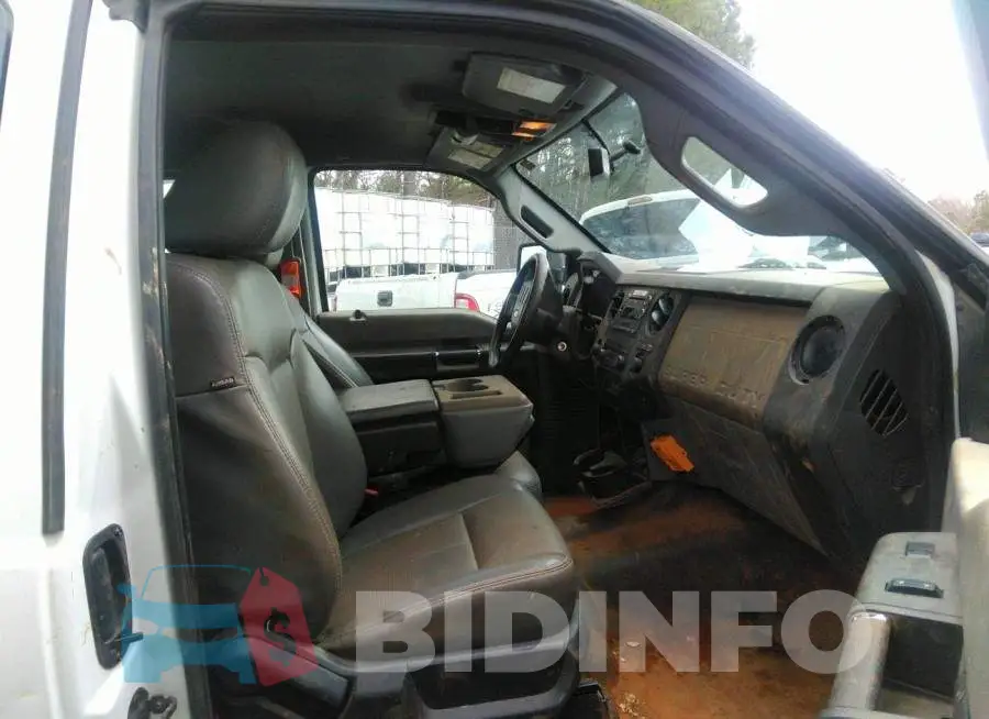 1FT7X2B61EEA10621 Photo# 5
