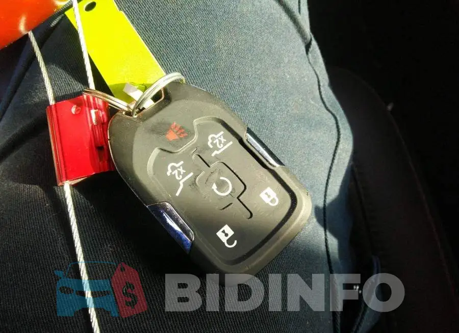 1GNSCCKC4FR517502 Photo# 11