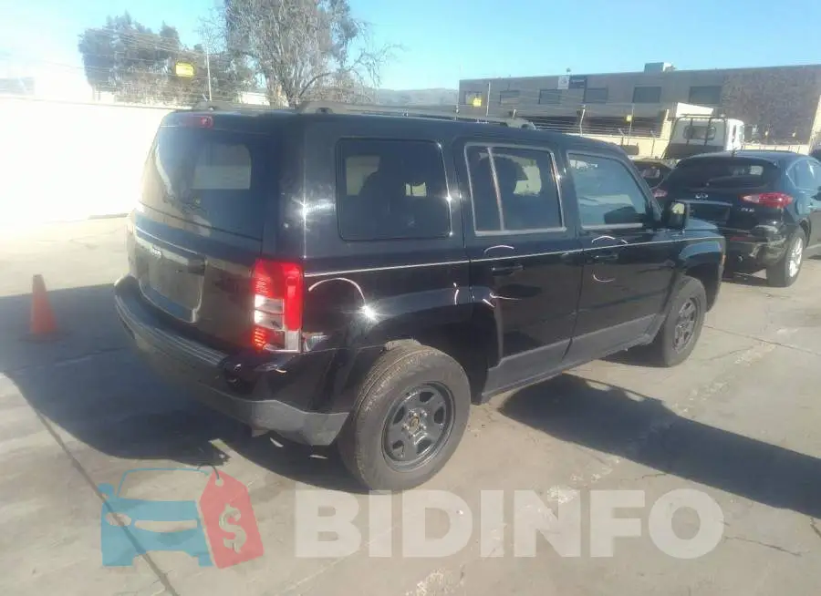 1C4NJRBB8FD175877 Photo# 4