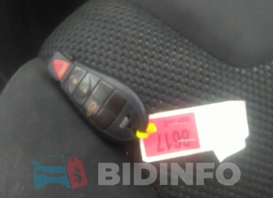 1C3CDFBB3GD609884 Photo# 11