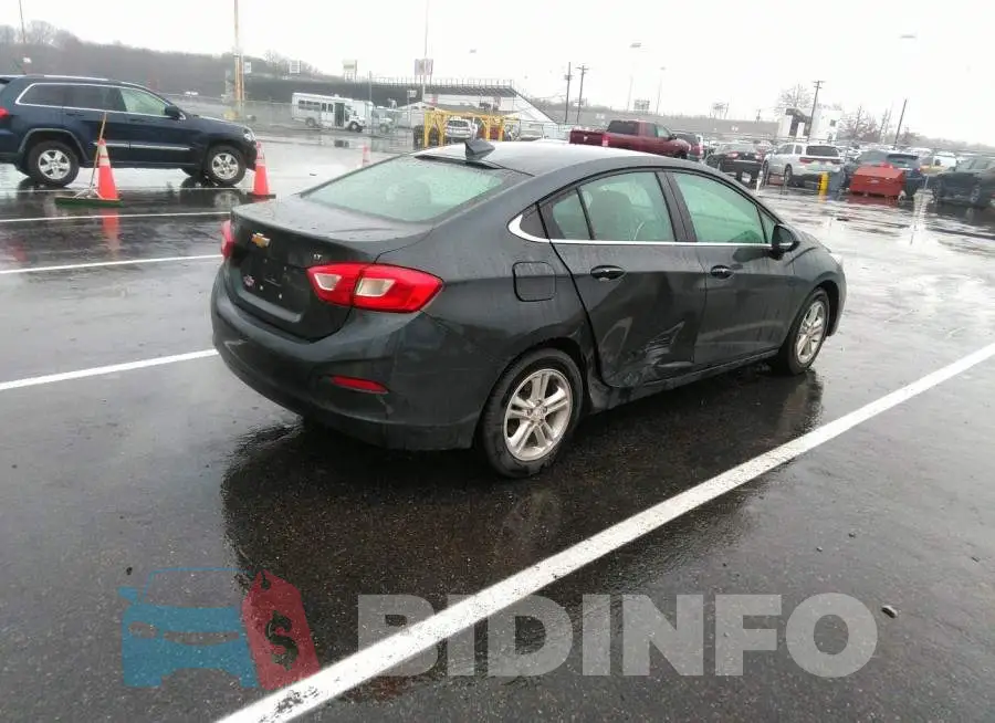 1G1BE5SM5J7177698 Photo# 4
