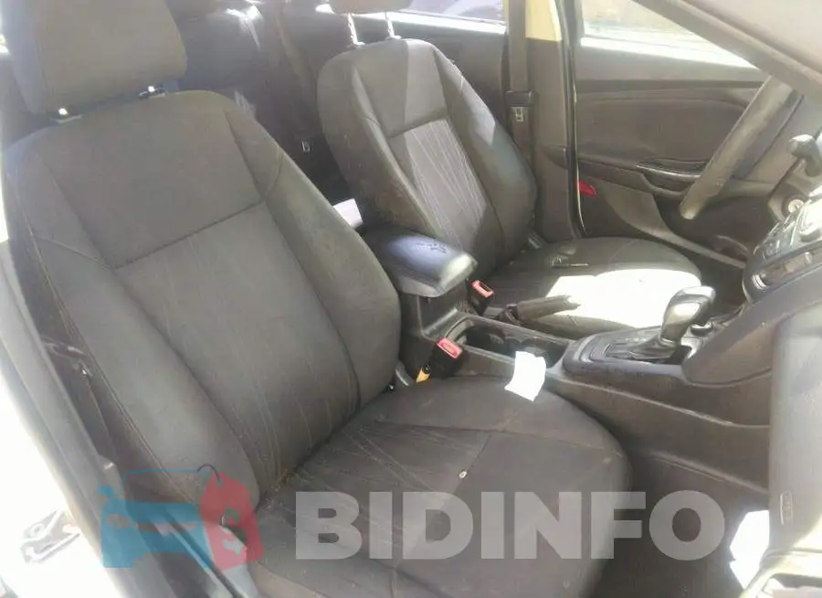 1FADP3F26FL311565 Photo# 5