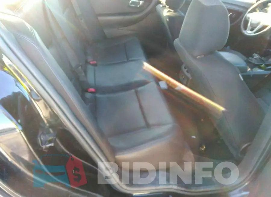 1FAHP2M84DG132255 Photo# 8