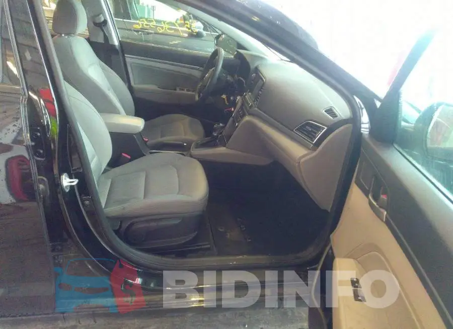 5NPD84LF6HH103052 Photo# 5