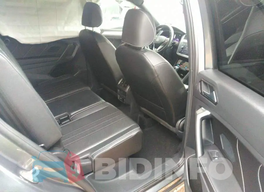 3VVCB7AX8NM035029 Photo# 8