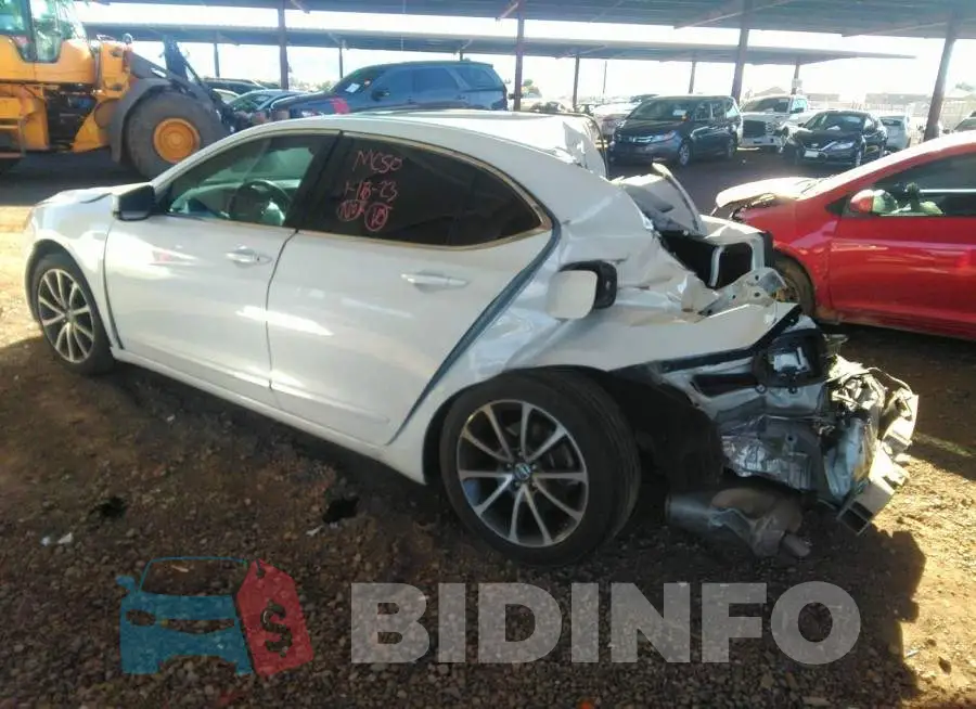 19UUB2F52FA014707 Photo# 3
