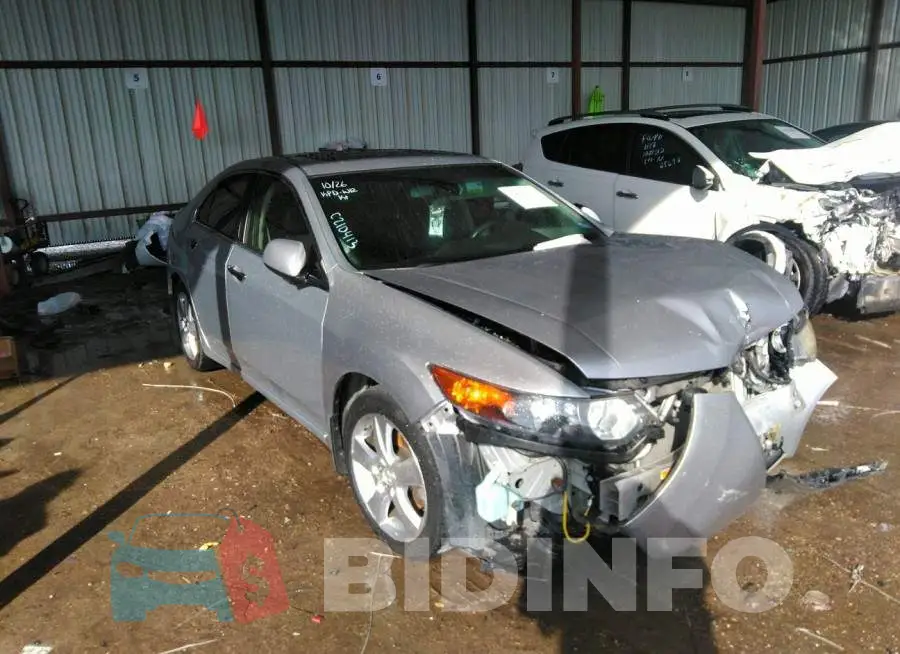 JH4CU2F67EC000834 Photo# 1