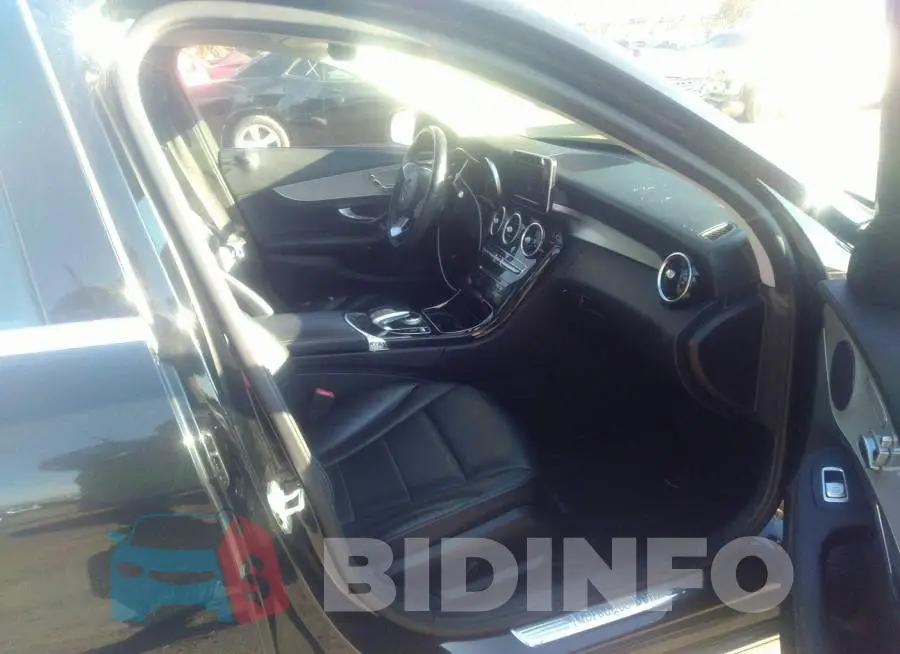 55SWF4JB8GU122762 Photo# 5