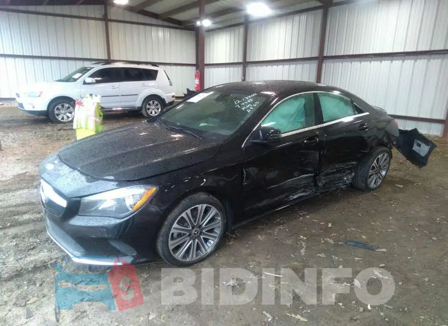 WDDSJ4EB3JN695818 Photo# 2