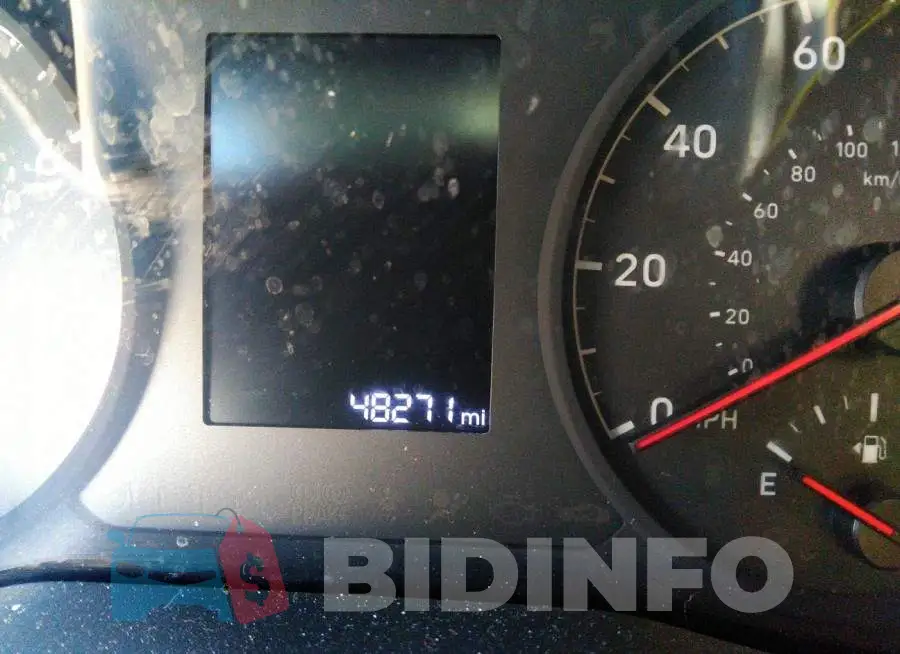 3KPC24A6XLE107621 Photo# 7
