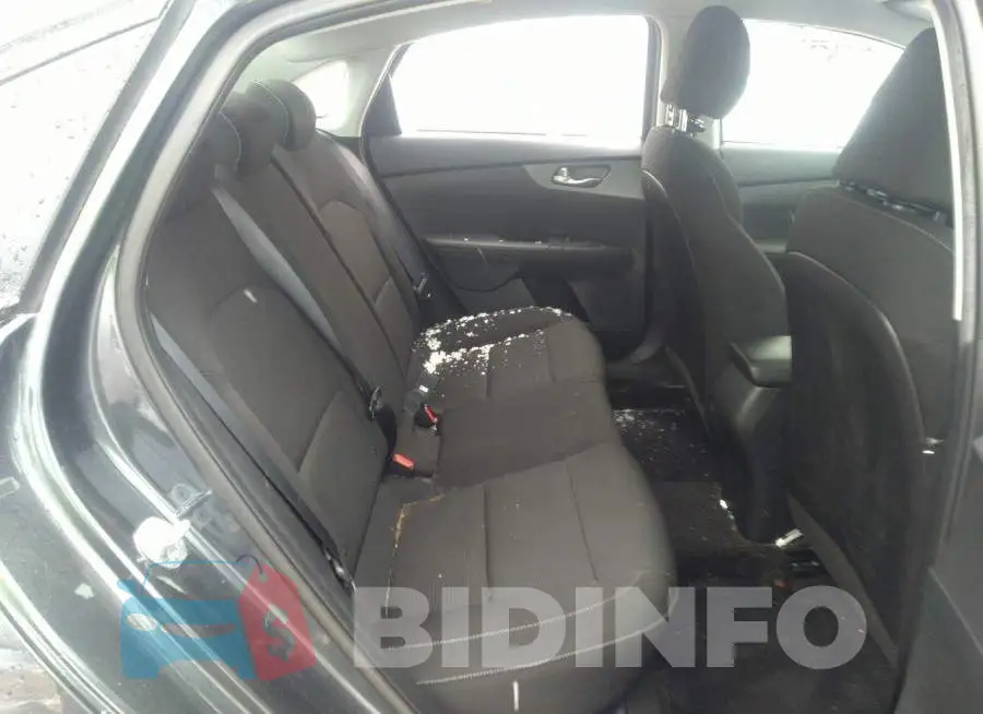 3KPF24AD1ME280716 Photo# 8