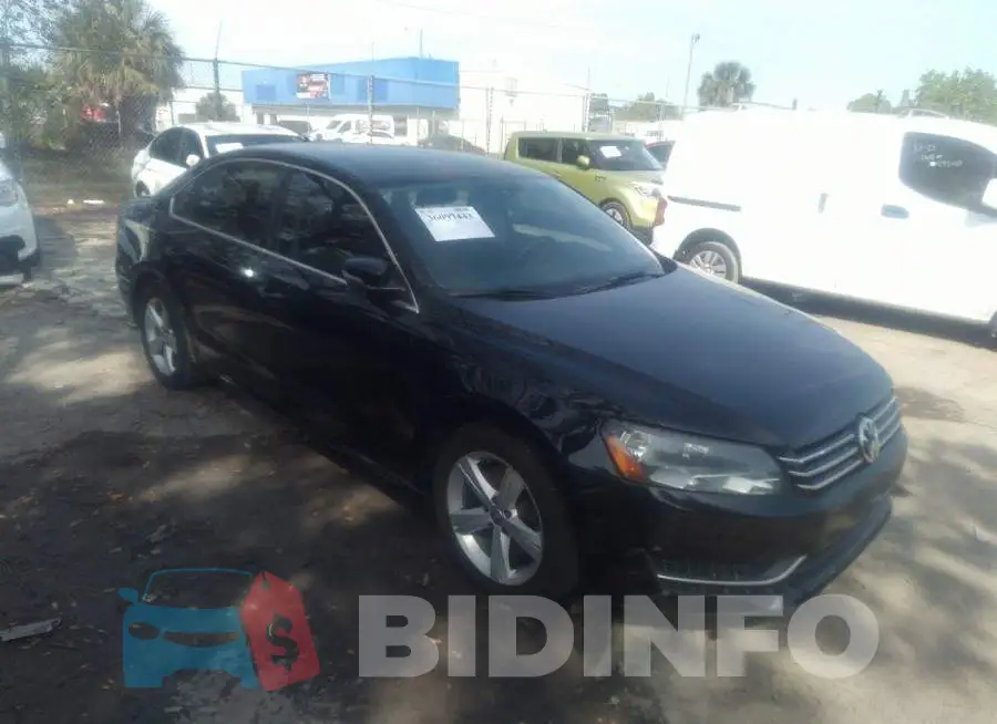 1VWBS7A3XEC114983 Photo# 1