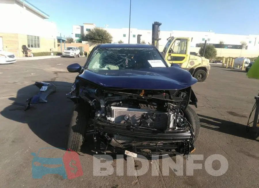 5N1BT3BA9PC676264 Photo# 6