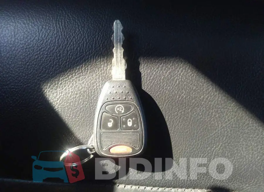 1C4NJRFB5FD272044 Photo# 11