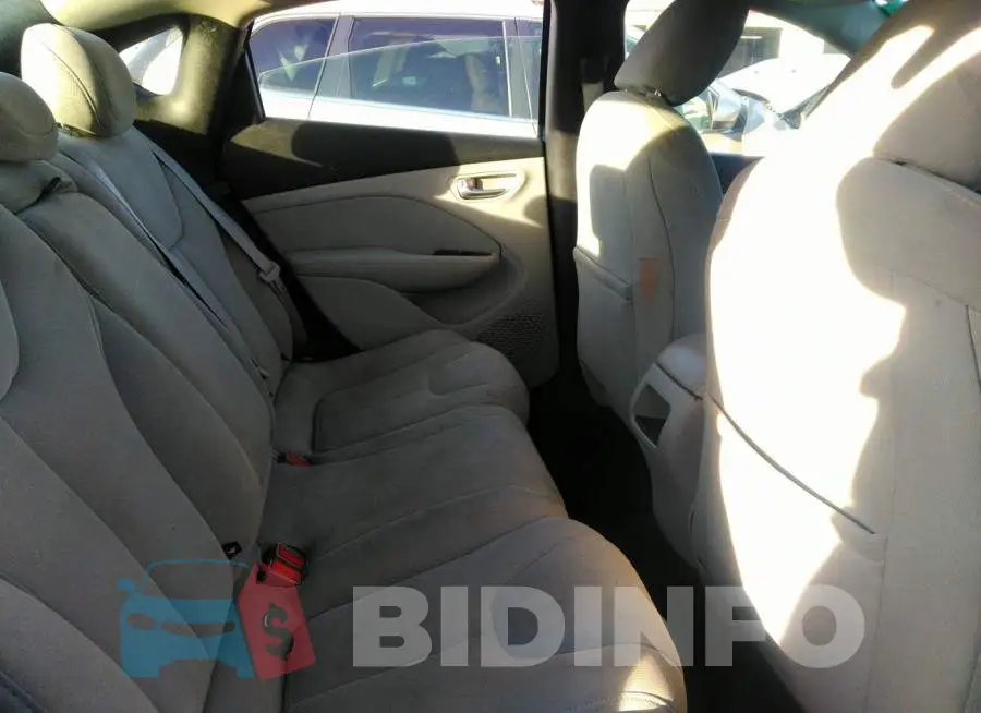 1C3CDFBA1DD126106 Photo# 8