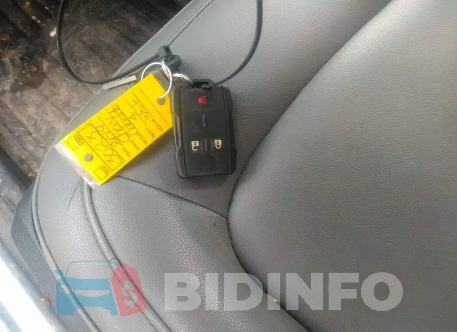 1GCHTBEA7K1218490 Photo# 11