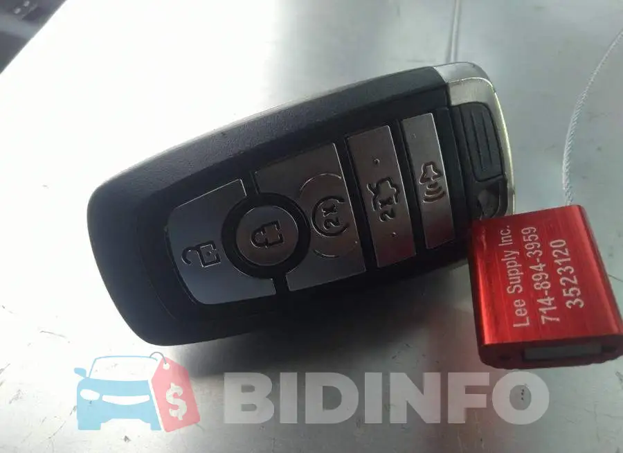 1FA6P8TH0J5127041 Photo# 11