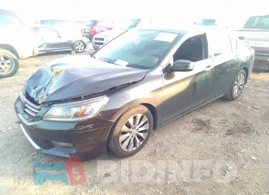 1HGCR2F85FA168071 Photo# 2