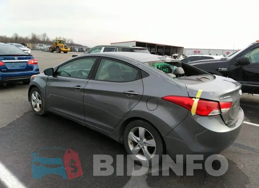 5NPDH4AE9DH245724 Photo# 3